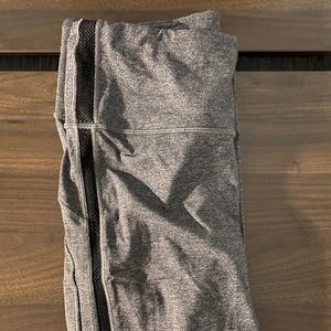 Lululemon Cropped Gray Leggings